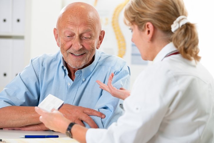 Common Health Problems in Elderly and Ways to Manage Them